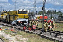 Pokaz akcji ratunkowej - strażacy i ratownicy