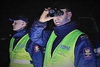 Funkcjonariusze SOK podczas patrolu