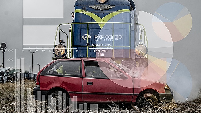 Grafika samochód uderzony przez lokomotywę.